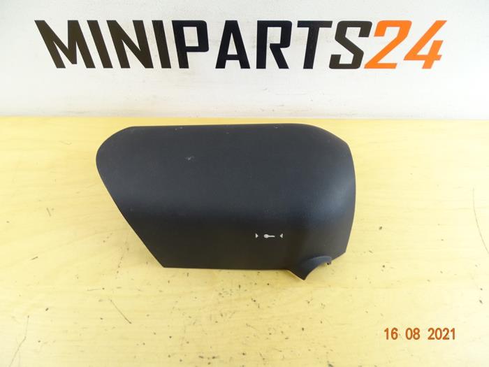 Pokrywa kolumny kierownicy z MINI Mini (F56) 1.5 12V Cooper 2014