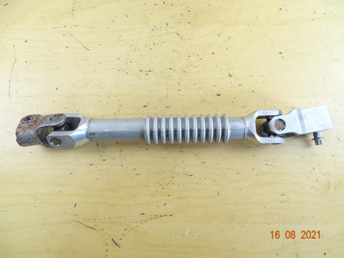 Transmission shaft universal joint from a MINI Mini (F56) 1.5 12V Cooper 2014