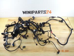 Usados Mazo de cables compartimento motor Mini Mini (F56) 2.0 16V Cooper S Precio € 238,00 IVA incluido ofrecido por Miniparts24 - Miniteile24 GbR