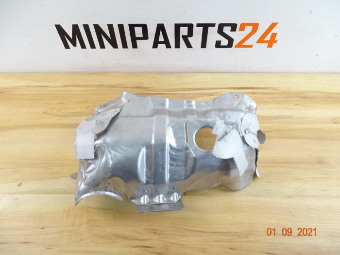 Pantalla térmica escape de un MINI Mini (F56) 1.5 12V Cooper 2018