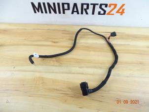 Usados Mazo de cables compartimento motor Mini Mini (F56) 1.5 12V Cooper Precio € 46,41 IVA incluido ofrecido por Miniparts24 - Miniteile24 GbR