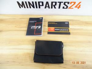 Usagé Livret d'instructions Mini Countryman (F60) 2.0 16V Cooper S Prix € 29,75 Prix TTC proposé par Miniparts24 - Miniteile24 GbR