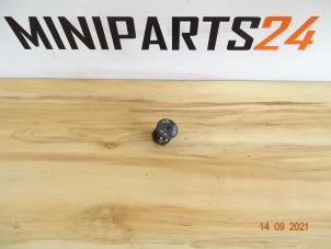 Used Airbag switch Mini Mini (R56) 1.6 16V John Cooper Works Price € 17,85 Inclusive VAT offered by Miniparts24 - Miniteile24 GbR