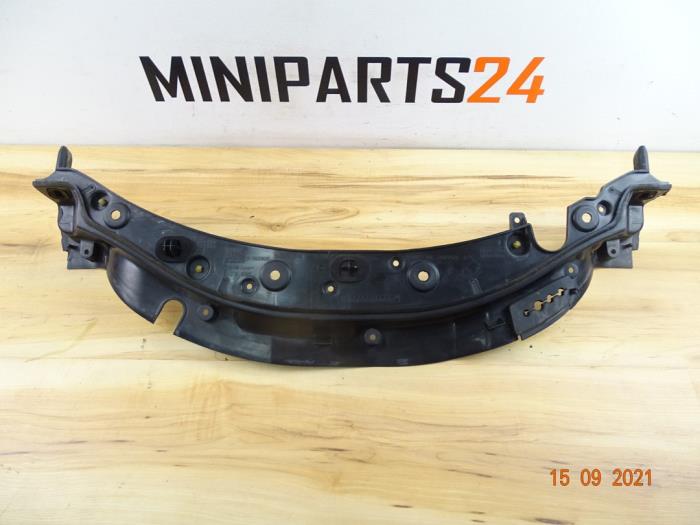 Engine protection panel from a MINI Mini (R56) 1.6 16V John Cooper Works 2013