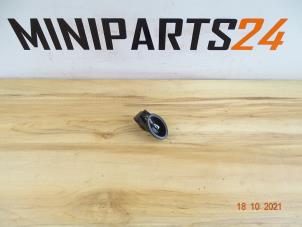 Used Switch (miscellaneous) Mini Countryman (R60) 1.6 16V Cooper S ALL4 Price € 23,80 Inclusive VAT offered by Miniparts24 - Miniteile24 GbR