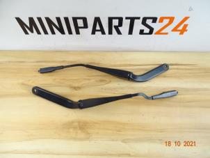 Used Front wiper arm Mini Countryman (R60) 1.6 16V Cooper S ALL4 Price € 41,53 Inclusive VAT offered by Miniparts24 - Miniteile24 GbR