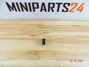 Used AUX / USB connection Mini Countryman (R60) 1.6 16V Cooper S ALL4 Price € 35,70 Inclusive VAT offered by Miniparts24 - Miniteile24 GbR