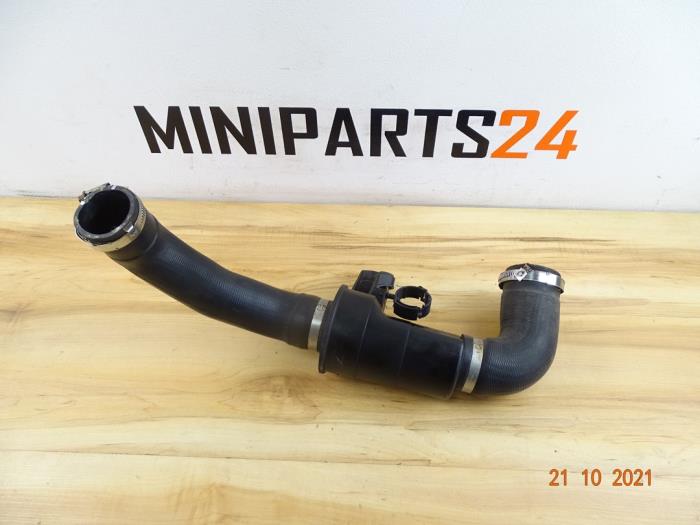 Gebrauchte Intercooler Schlauch Mini Countryman (R60) 1.6 16V Cooper S ALL4 Preis € 89,25 Mit Mehrwertsteuer angeboten von Miniparts24