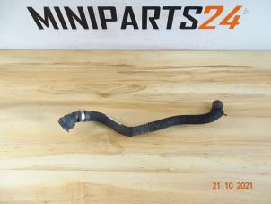 Used Water pipe Mini Countryman (R60) 1.6 16V Cooper S ALL4 Price € 22,02 Inclusive VAT offered by Miniparts24 - Miniteile24 GbR