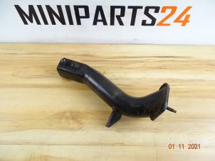 Used Front bumper bracket, left BMW Mini One/Cooper (R50) 1.6 16V Cooper Price € 29,16 Inclusive VAT offered by Miniparts24 - Miniteile24 GbR