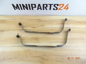 Used Tank Band Mini Mini Cooper S (R53) 1.6 16V Price € 71,40 Inclusive VAT offered by Miniparts24 - Miniteile24 GbR