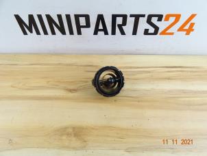 Usagé Grille aération tableau de bord Mini Mini Cooper S (R53) 1.6 16V Prix € 29,75 Prix TTC proposé par Miniparts24 - Miniteile24 GbR