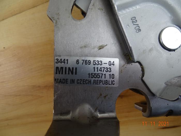 Mecanismo de freno de mano de un MINI Mini Cooper S (R53) 1.6 16V 2006