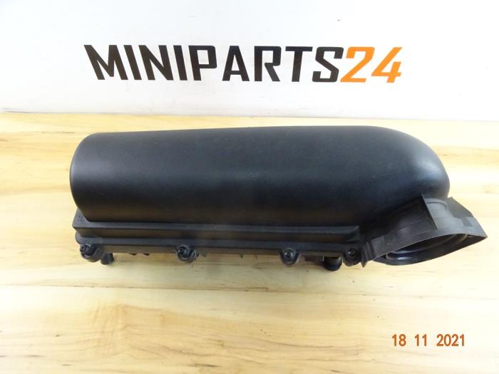 Air box from a MINI Mini (R56) 1.6 16V John Cooper Works 2011