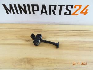 Used Rear door mechanism 4-door, right Mini Clubman (R55) 1.6 Cooper D Price € 35,70 Inclusive VAT offered by Miniparts24 - Miniteile24 GbR