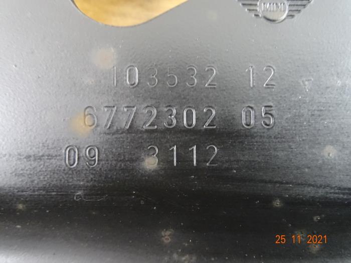 Wahacz zawieszenia prawy przód z MINI Mini (R56) 1.6 16V Cooper S 2007