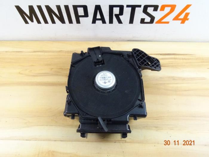 Używane Glosnik Mini Countryman (R60) 1.6 Cooper D ALL4 Cena € 70,81 Z VAT oferowane przez Miniparts24