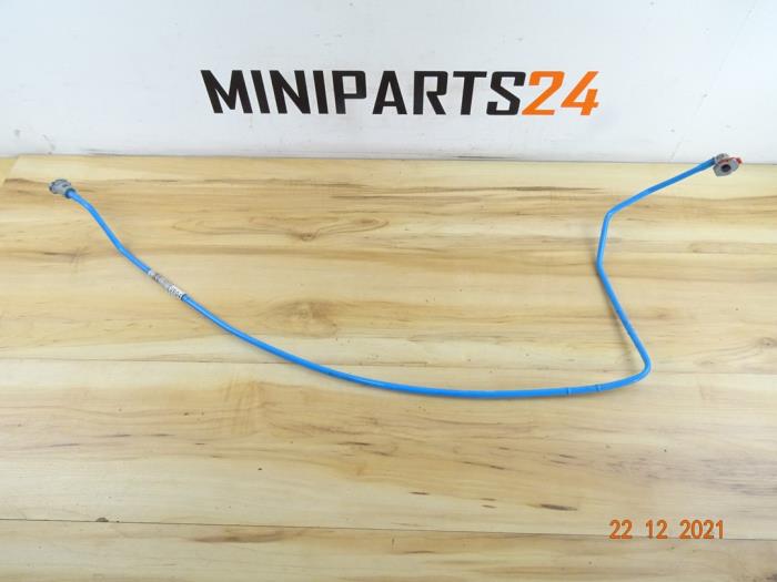 Usagé Conduit de carburant Mini Cooper Prix € 71,40 Prix TTC proposé par Miniparts24