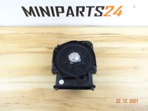 Gebrauchte Subwoofer Mini Cooper Preis € 65,45 Mit Mehrwertsteuer angeboten von Miniparts24 - Miniteile24 GbR