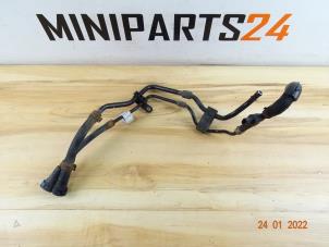 Used Fuel line Mini Countryman (R60) 1.6 Cooper D ALL4 Price € 59,50 Inclusive VAT offered by Miniparts24 - Miniteile24 GbR