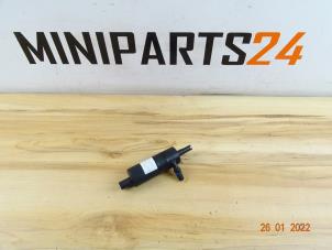 Used Headlight washer pump Mini Mini Cooper S (R53) Price € 26,78 Inclusive VAT offered by Miniparts24 - Miniteile24 GbR