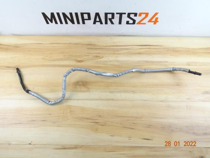 Usagé Conduit de carburant Mini Cooper Prix € 53,55 Prix TTC proposé par Miniparts24