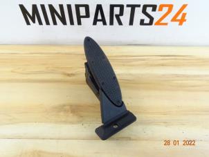 Used Accelerator pedal module Mini Cooper Price € 65,45 Inclusive VAT offered by Miniparts24 - Miniteile24 GbR
