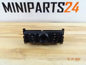 Used Air conditioning control panel Mini Mini Cooper S (R53) 1.6 16V Price € 77,35 Inclusive VAT offered by Miniparts24 - Miniteile24 GbR