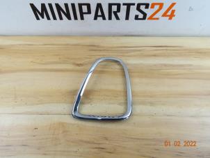 Used Taillight edging, right Mini Mini (R56) 1.6 16V Cooper Price € 29,63 Inclusive VAT offered by Miniparts24 - Miniteile24 GbR