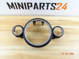 Usagé Elément tableau de bord Mini Mini (R56) 1.6 16V Cooper Prix € 35,70 Prix TTC proposé par Miniparts24 - Miniteile24 GbR