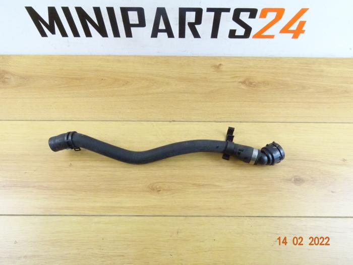 Begagnade Vattenrör Mini Mini (R56) 1.6 16V Cooper Pris € 13,09 Inklusive moms erbjuds av Miniparts24
