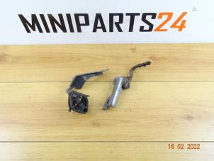 Gebrauchte Auspuffstütze Mini Mini (R56) 1.6 16V Cooper Preis € 47,60 Mit Mehrwertsteuer angeboten von Miniparts24 - Miniteile24 GbR