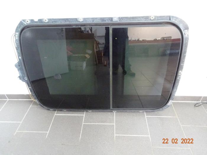 Używane Dach panoramiczny BMW Mini (R50/53) 1.6 16V Cooper Cena € 297,50 Z VAT oferowane przez Miniparts24