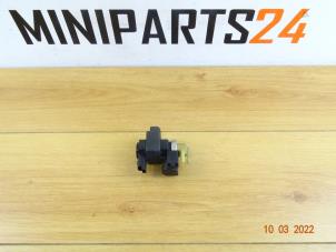 Used Vacuum valve Mini Mini (R56) 1.6 16V Cooper S Price € 47,01 Inclusive VAT offered by Miniparts24 - Miniteile24 GbR