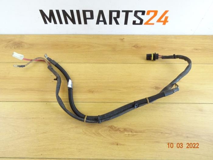 Używane Kabel (rózne) Mini Mini Cooper S (R53) 1.6 16V Cena € 47,60 Z VAT oferowane przez Miniparts24