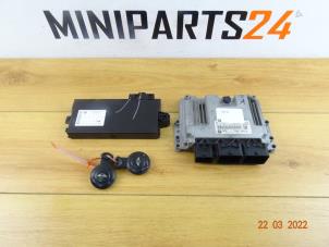 Usados Ordenador de gestión de motor Mini Mini (R56) 1.6 16V Cooper Precio € 267,75 IVA incluido ofrecido por Miniparts24 - Miniteile24 GbR