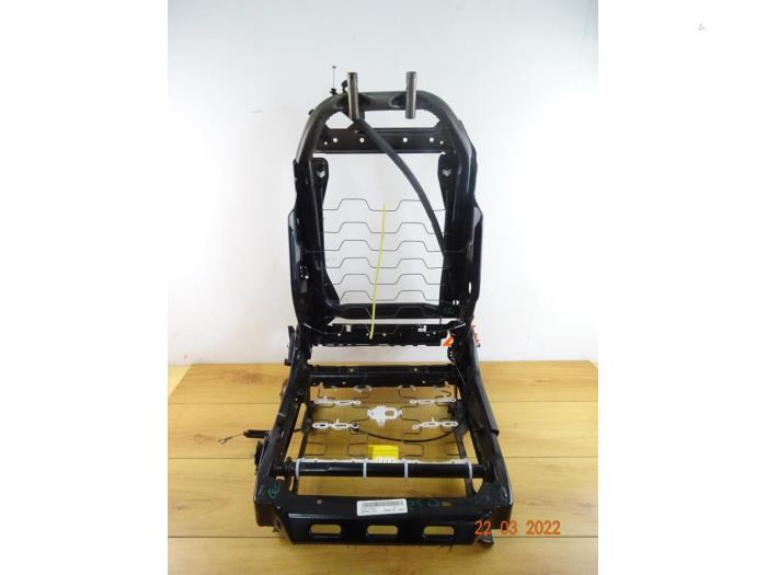Begagnade Sätesram Mini Mini (R56) 1.6 16V Cooper Pris € 142,80 Inklusive moms erbjuds av Miniparts24
