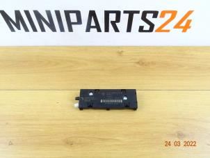 Used Antenna Amplifier Mini Countryman (R60) 1.6 Cooper D ALL4 Price € 71,40 Inclusive VAT offered by Miniparts24 - Miniteile24 GbR