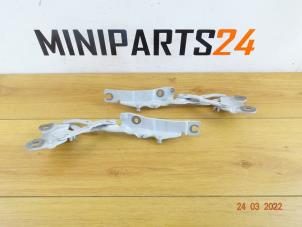 Used Bonnet Hinge Mini Countryman (R60) 1.6 Cooper D ALL4 Price € 58,91 Inclusive VAT offered by Miniparts24 - Miniteile24 GbR