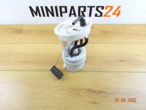 Używane Filtr paliwa Mini Mini (R56) 1.6 16V Cooper Cena € 83,30 Z VAT oferowane przez Miniparts24 - Miniteile24 GbR