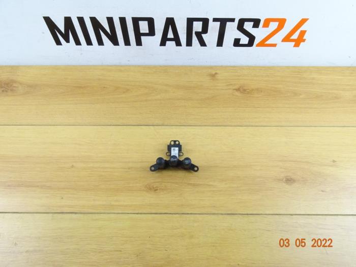 Używane Przelacznik Mini Mini (R56) 1.6 16V Cooper Cena € 35,70 Z VAT oferowane przez Miniparts24