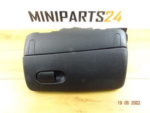 Gebrauchte Handschuhfach Mini ONE Preis € 53,55 Mit Mehrwertsteuer angeboten von Miniparts24 - Miniteile24 GbR
