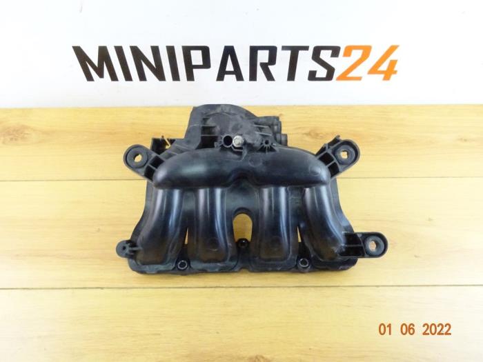 Intake manifold from a MINI Mini (R56) 1.6 16V Cooper S 2012