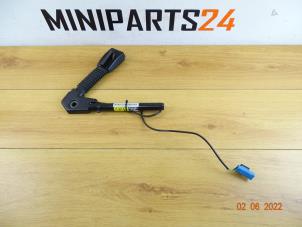 Used Seatbelt tensioner, left Mini Mini Cooper S (R53) 1.6 16V Price € 74,97 Inclusive VAT offered by Miniparts24 - Miniteile24 GbR