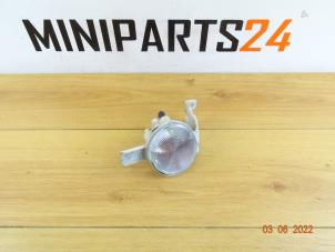 Używane Klosz swiatel blyskowych prawy Mini Mini Cooper S (R53) 1.6 16V Cena € 29,75 Z VAT oferowane przez Miniparts24 - Miniteile24 GbR