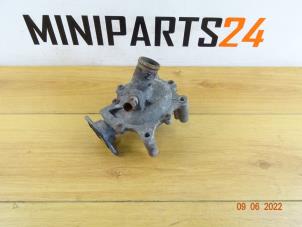 Używane Pompa wodna Mini Mini Cooper S (R53) 1.6 16V Cena € 29,75 Z VAT oferowane przez Miniparts24 - Miniteile24 GbR