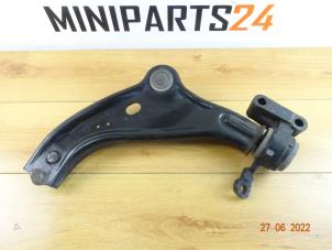 Usagé Bras de suspension avant gauche Mini Mini (R56) 1.6 Cooper D 16V Prix € 53,55 Prix TTC proposé par Miniparts24 - Miniteile24 GbR