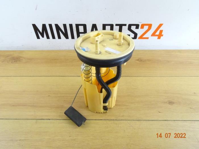 Dieselpumpe van een MINI Mini (R56) 1.6 One D 16V 2010