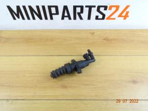 Used Clutch slave cylinder BMW Mini One/Cooper (R50) 1.6 16V Cooper Price € 23,80 Inclusive VAT offered by Miniparts24 - Miniteile24 GbR