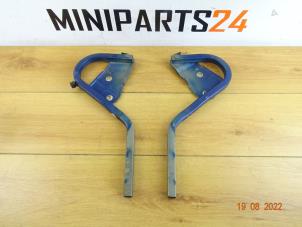 Used Bonnet Hinge BMW Mini One/Cooper (R50) 1.6 16V One Price € 58,91 Inclusive VAT offered by Miniparts24 - Miniteile24 GbR
